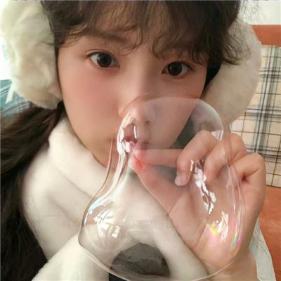 星光落在他掌心